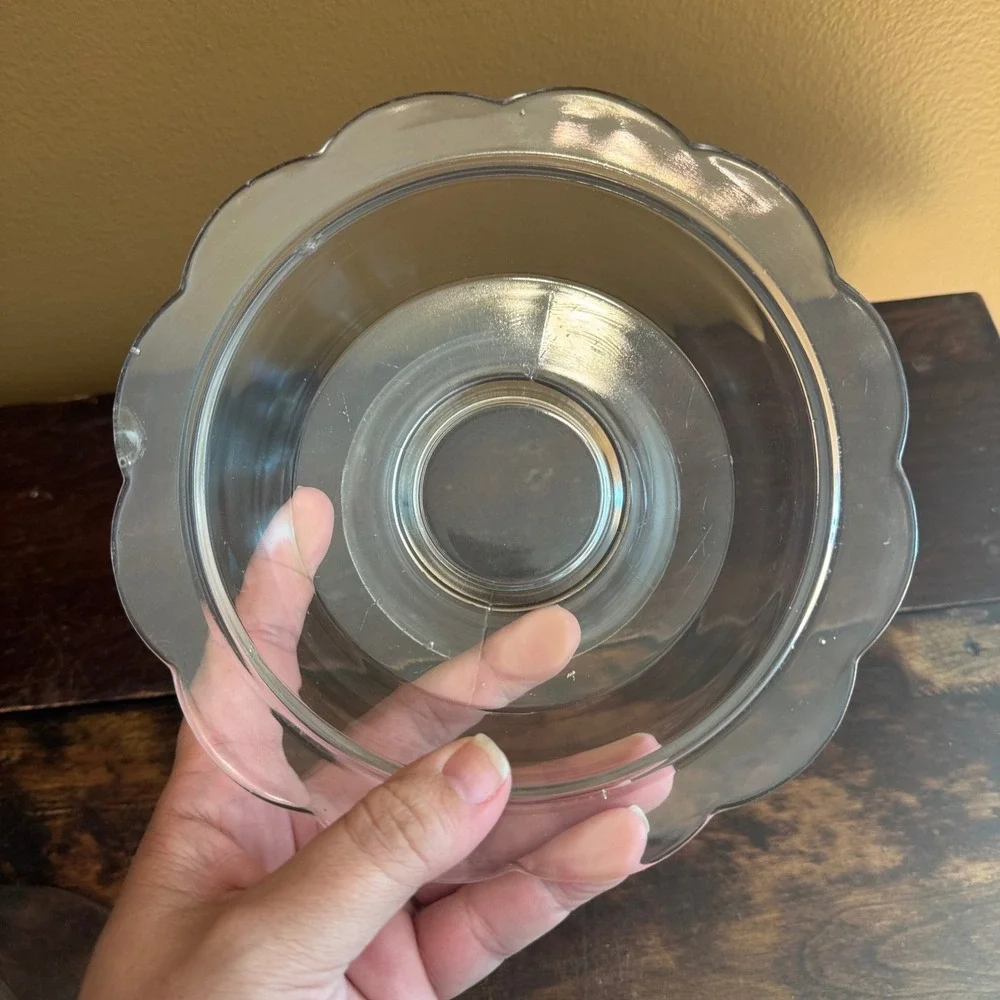 Vintage Clear Glass Dessert Butter Dish Cover with Scalloped‎ Edge and Lid